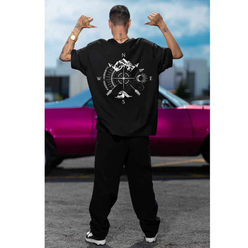 Camiseta Oversized Casual Bússola Montanha